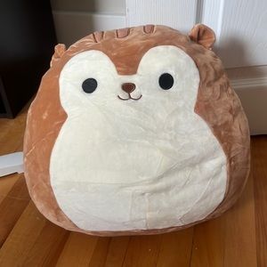 squishmallow sawyer